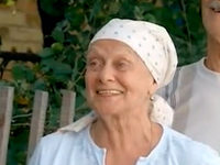  Liz (2013)