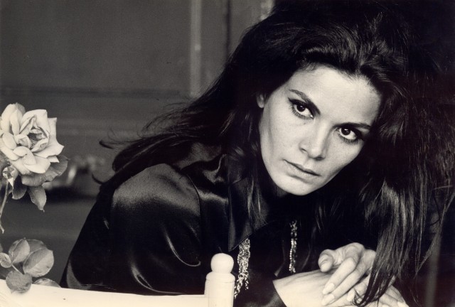Флоринда Болкан (Florinda Bolkan, Florinda Soares Bulcão) - актриса -  биография - европейские актрисы - Кино-Театр.Ру