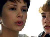 Ѹ (2001)