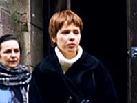 Ѹ (2001)