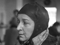     (1962)