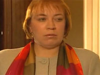   (2002)