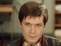    (1976)