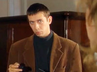   (2000)