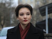   (2019)