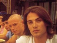   (2001)