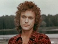   (1975)
