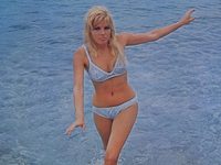 Ÿ  (1968)