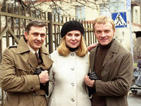  (2005)