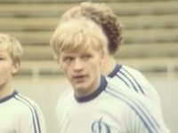   (1986)