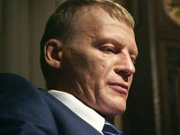   (2015)