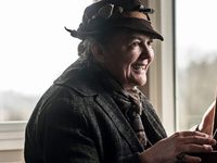    (2017)