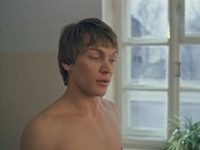  33 (1987)