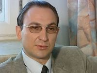  (2001)