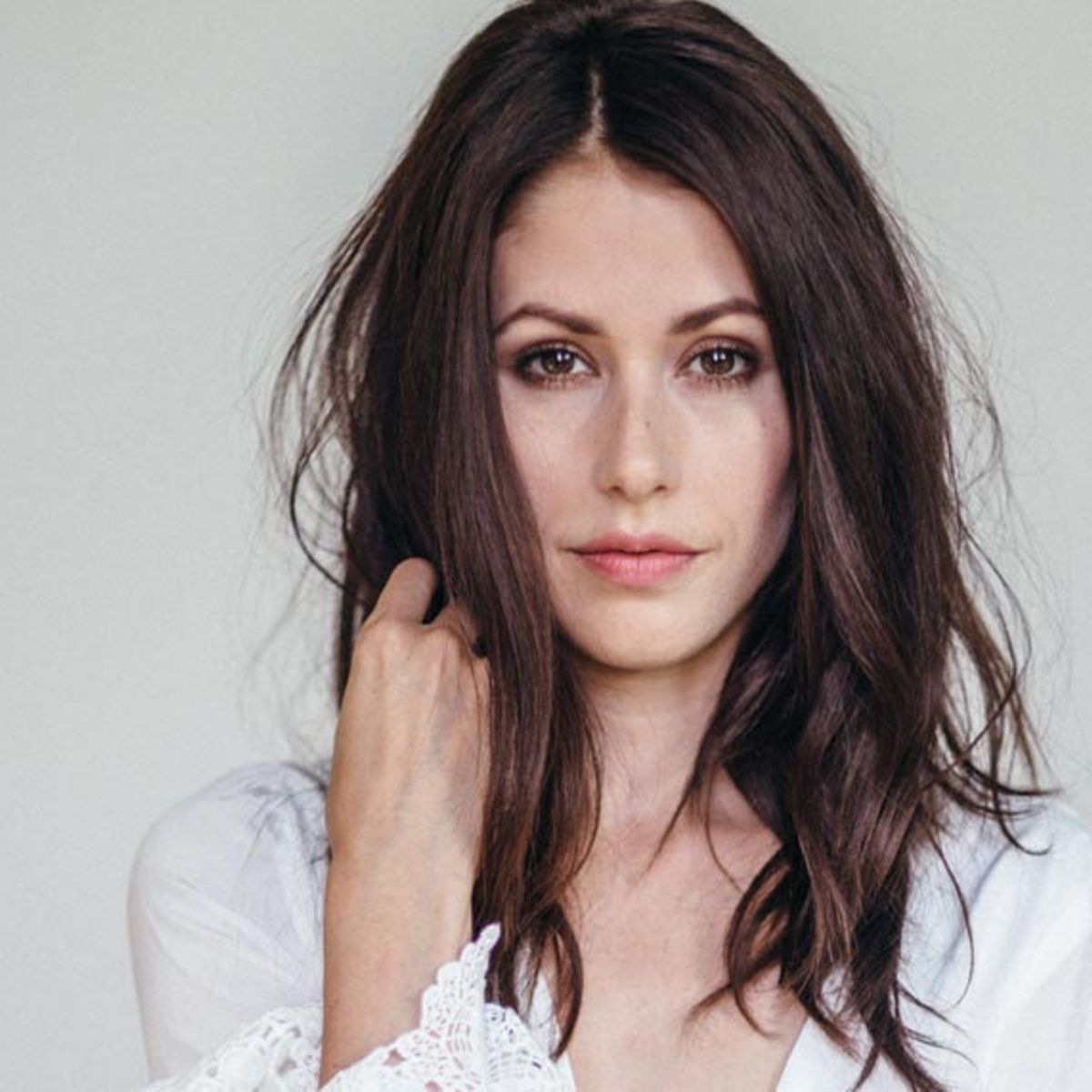 Аманда Крю (Amanda Crew, Amanda Catherine Crew) - фотографии ...