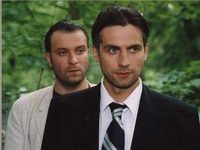    (2003)