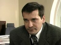  (2001)