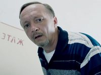   (XI)