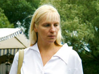   (2006)
