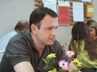  .  (2013)