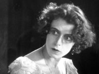  (1927)