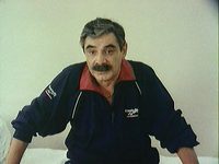  (1999)