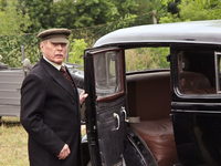 1943 (2013)