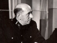    (1957)