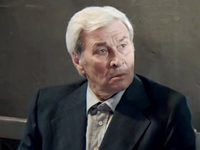  (2019)