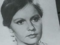  (1977)