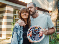 . Happy End:  ,   