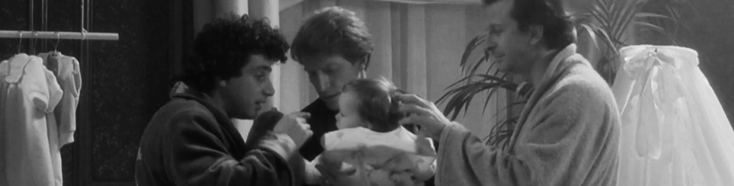       (Trois hommes et un couffin). 1985