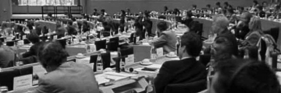    (Journal intime des affaires en cours). 1998