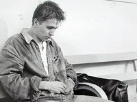 От скинхеда до премьер-министра: 65 лет Гэри Олдману 
фотографии