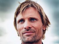 Близки к тексту: 10 актеров и режиссеров, которые пишут книги 
фотографии