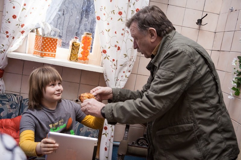 Под куполом цирка