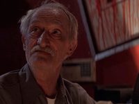  (1998) 
