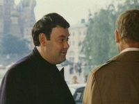    (1981) 
