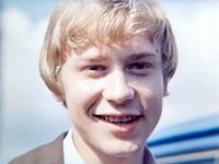   (1982)