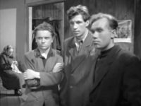   (1958) -  32