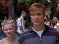   (2000) 
