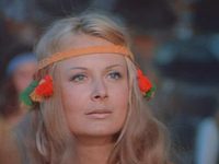    (1972) -  32