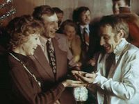     (1982)