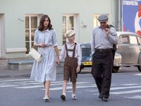 ׸  (2016)