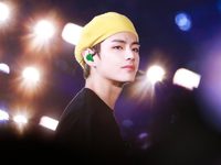 BTS:   .  (2019) -  2