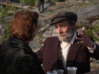   (2009) 
