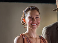   2 (2014) 
