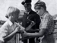   (1957)