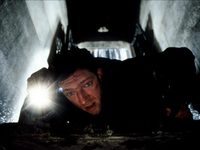   (2000) 
