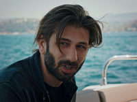 ׸  (2017)